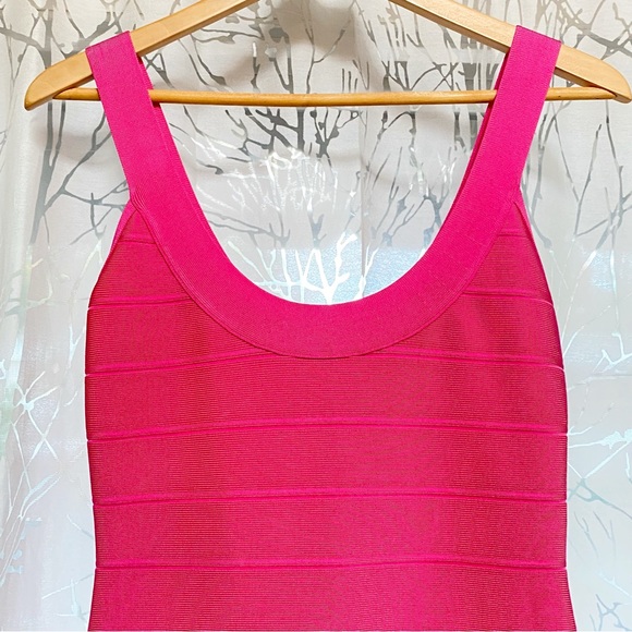 Herve Leger hot pink U shaped bodycon bandage mini dress - Picture 7 of 12